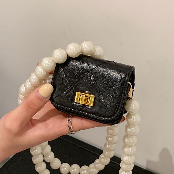 niche design bag women all-match 2021 new fashion pearl chain messenger bag mini coin purse shoulder bag width 8cm
niche design bag women all-match 2021 new fashion pearl chain messenger bag mini coin purse shoulder bag width 8cm