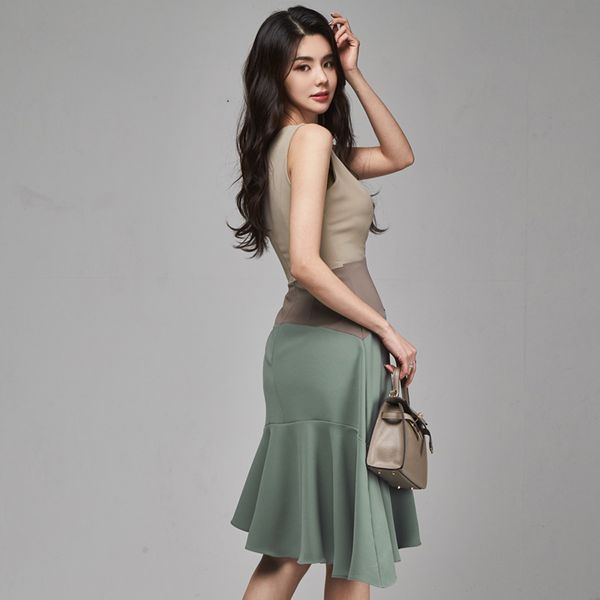 casual dresses new women mermaid fashion summer patchwork v neck irregular vintage female sleeveless elegant party vestidos xiwz, Black;gray
casual dresses new women mermaid fashion summer patchwork v neck irregular vintage female sleeveless elegant party vestidos xiwz, Black;gray