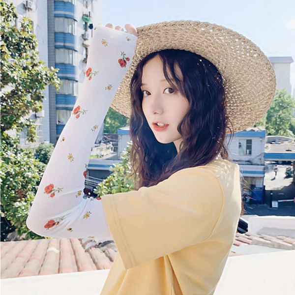 ice silk sleeves ice elegant style half finger silk female summer ice cool sunscreen hand driving arm sleeve beautiful girl
ice silk sleeves ice elegant style half finger silk female summer ice cool sunscreen hand driving arm sleeve beautiful girl