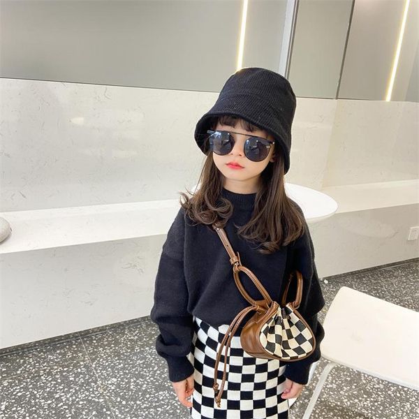 2022 children checkered handbag girls plover case splicing pu leather single shoulder bags kids lattice messenger bag purse q3592, Black
2022 children checkered handbag girls plover case splicing pu leather single shoulder bags kids lattice messenger bag purse q3592, Black