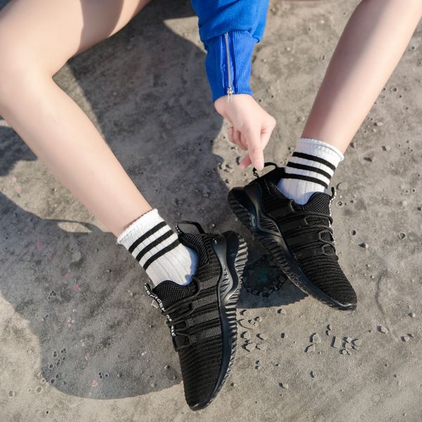 2021 for men womens knit running sport shoes black pink grey breathable comfortable couples outdoor trainers sneakers big size 35-46 y-h1503
2021 for men womens knit running sport shoes black pink grey breathable comfortable couples outdoor trainers sneakers big size 35-46 y-h1503