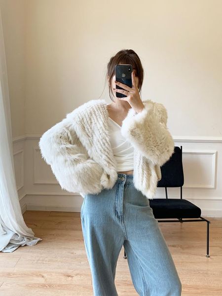 rain wear autumn and winter fur hand-woven hooded coat women's short haining young
rain wear autumn and winter fur hand-woven hooded coat women's short haining young