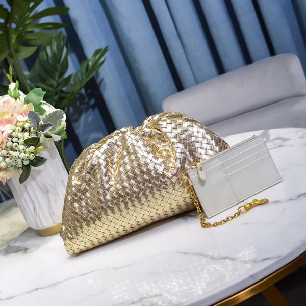 7 stars original cowhide evening bag real genuine leather it cloudy bag t-show party bags gold color big size clutches
7 stars original cowhide evening bag real genuine leather it cloudy bag t-show party bags gold color big size clutches