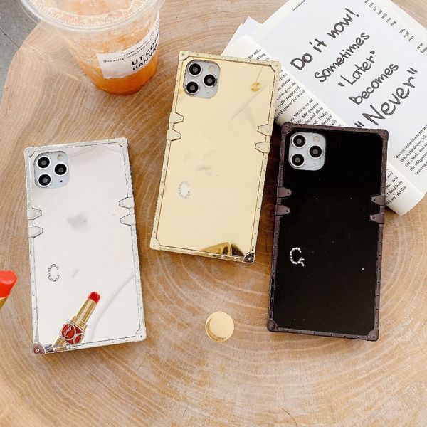 famous brand trunk design phone cases for iphone 12 promax 12pro 11 xs max xr x 8 plus come with box gold writting
famous brand trunk design phone cases for iphone 12 promax 12pro 11 xs max xr x 8 plus come with box gold writting
