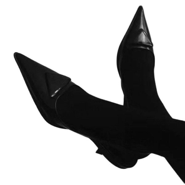 kitten heels runway pumps women pointed toe real leather triangle decor slingbacks sandals 2021 candy color party shoes original dress, Black
kitten heels runway pumps women pointed toe real leather triangle decor slingbacks sandals 2021 candy color party shoes original dress, Black