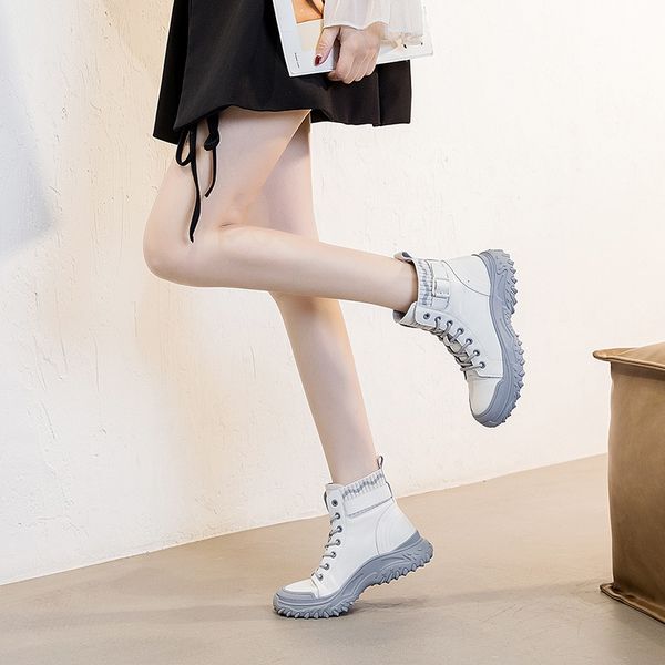 autumn and winter 2021 leather martin durian bottom fly knit mouth fashion boots wear-ristant non slip casual women's sho, Black
autumn and winter 2021 leather martin durian bottom fly knit mouth fashion boots wear-ristant non slip casual women's sho, Black