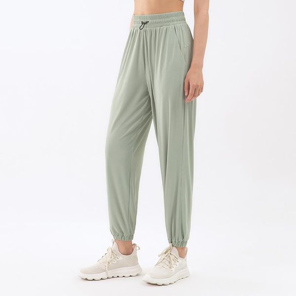 running pants ice silk sweatpants high waist fitness joggers yoga women stretchy sport sun proof loose breathable beam foot harem pant, Black;blue
running pants ice silk sweatpants high waist fitness joggers yoga women stretchy sport sun proof loose breathable beam foot harem pant, Black;blue
