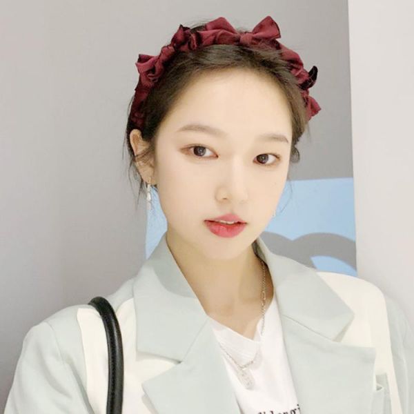 hair accessories french fashion hoops sweet girl bow gentle temperament hairbands butterfly headband for student headdress, Slivery;white
hair accessories french fashion hoops sweet girl bow gentle temperament hairbands butterfly headband for student headdress, Slivery;white