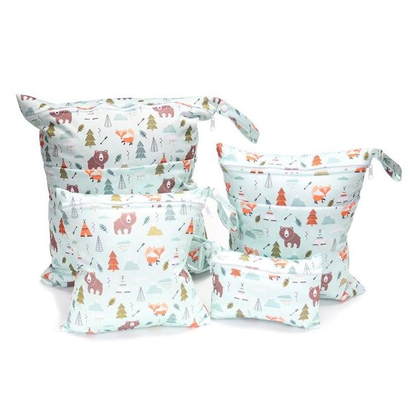 4pcs/set baby diaper bags children waterproof bag cartoon printing storage portable outdoor travel nappies carry
4pcs/set baby diaper bags children waterproof bag cartoon printing storage portable outdoor travel nappies carry