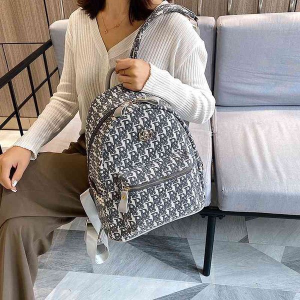 backpack female student schoolbag new printing college backpack high capacity travel bag handbags top
backpack female student schoolbag new printing college backpack high capacity travel bag handbags top