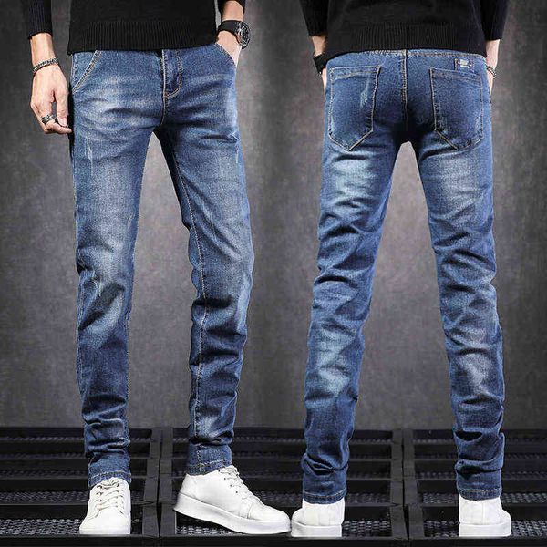 slim little feet long spring and autumn elastic casual men's pants korean trend, Blue
slim little feet long spring and autumn elastic casual men's pants korean trend, Blue