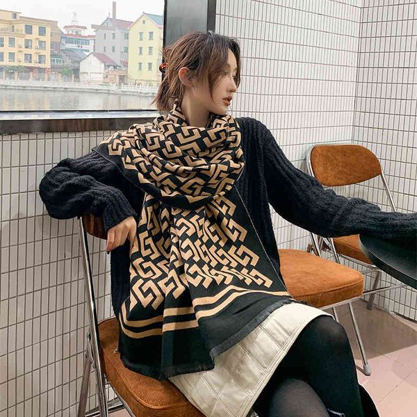 70% off design scarf 2021 korean version new geometric pattern imitation cashmere scarf fashion double-sided thickened student bib shawl fem, Blue;gray
70% off design scarf 2021 korean version new geometric pattern imitation cashmere scarf fashion double-sided thickened student bib shawl fem, Blue;gray