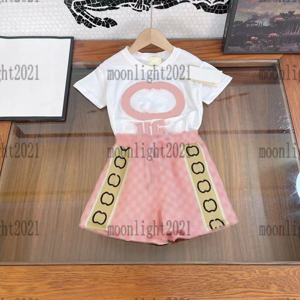 22ss girls designer shorts sets brand t shirts + trousers sets bear printing shirt outwear coat for kids casual sports tracksuits childrens, White
22ss girls designer shorts sets brand t shirts + trousers sets bear printing shirt outwear coat for kids casual sports tracksuits childrens, White