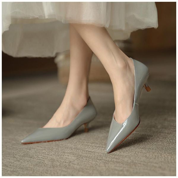 dress shoes ladies high heels women spring and autumn stiletto work mid-heel all-match patent leather pointed single, Black
dress shoes ladies high heels women spring and autumn stiletto work mid-heel all-match patent leather pointed single, Black
