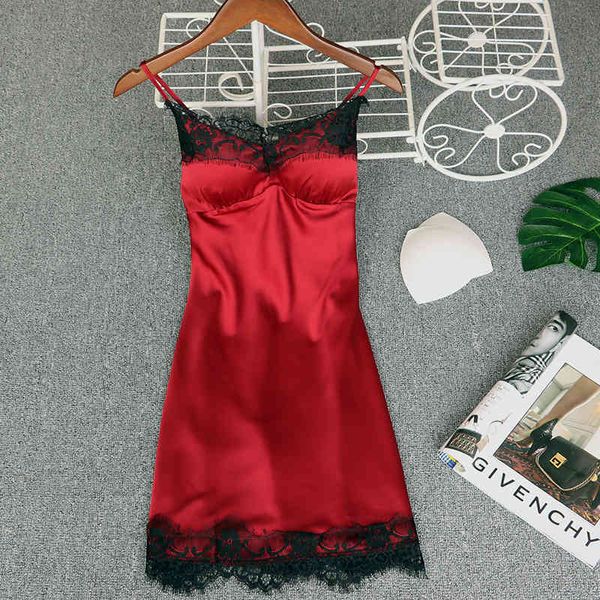 summer and autumn women's silk suspender nightdress thin pajamas with bra black lace home clothes, Black;red 
summer and autumn women's silk suspender nightdress thin pajamas with bra black lace home clothes, Black;red