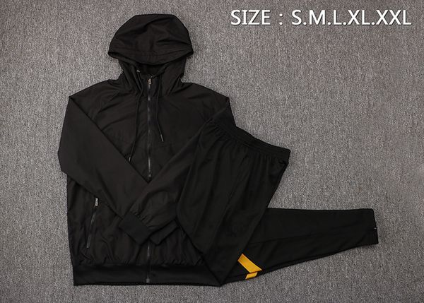 2021/22 season paris black windbreaker&pants soccer fan waterproof suit 
2021/22 season paris black windbreaker&pants soccer fan waterproof suit