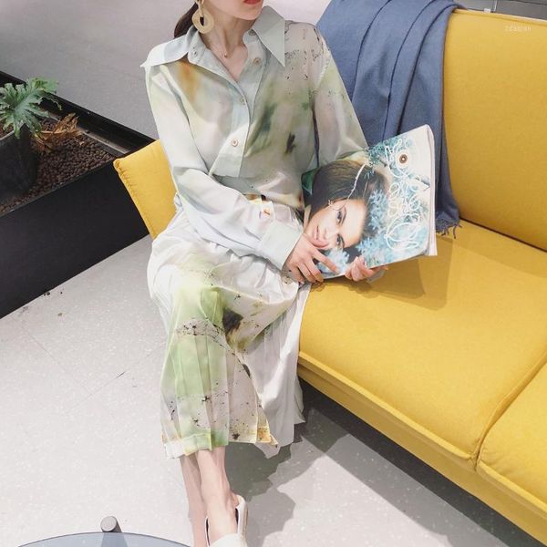 long sleeve shirt watercolor splash print ladies turn-down collar single breasted blouse and casual women's blouses & shirts, White
long sleeve shirt watercolor splash print ladies turn-down collar single breasted blouse and casual women's blouses & shirts, White