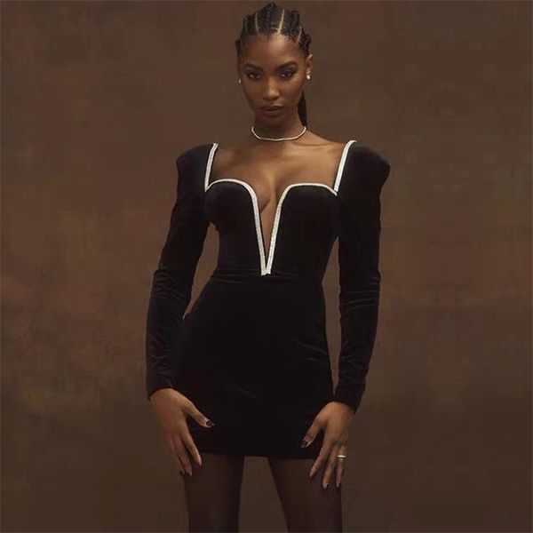 winter black long sleeve deep v neck club mini dress women luxury diamonds celebrity party bodycon dresses 210507, Black;gray
winter black long sleeve deep v neck club mini dress women luxury diamonds celebrity party bodycon dresses 210507, Black;gray