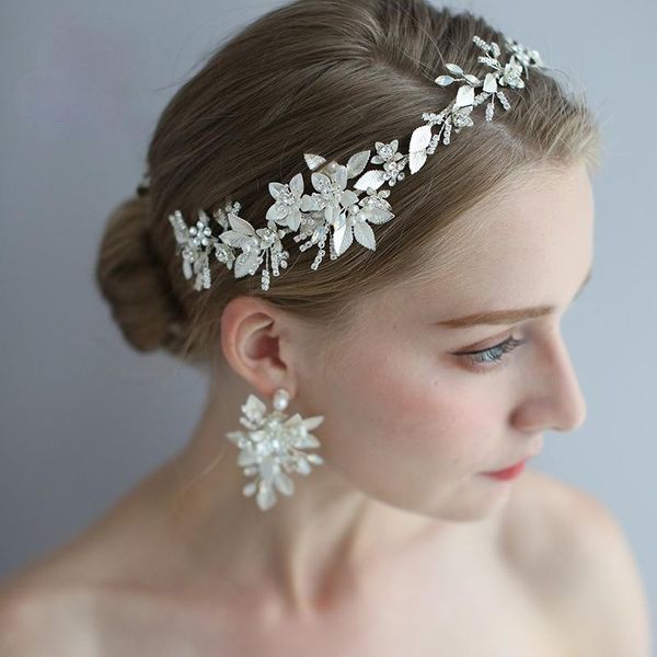 wedding bride handmade hair band earring set european and american selling pearl headdress accessories clips & barrettes, Golden;silver
wedding bride handmade hair band earring set european and american selling pearl headdress accessories clips & barrettes, Golden;silver