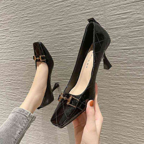 dress shoes high heels 76101 square head high heel's thin heels 2022 versatile french temperament patent bright leather shallow mouth s, Black
dress shoes high heels 76101 square head high heel's thin heels 2022 versatile french temperament patent bright leather shallow mouth s, Black