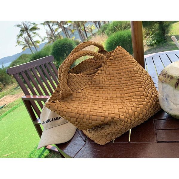 cross body basket woven crossbody bucket bag handbagsfor women 2021 summer casual beach handbag female shoulder travel bags small tote
cross body basket woven crossbody bucket bag handbagsfor women 2021 summer casual beach handbag female shoulder travel bags small tote
