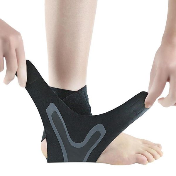 1pc outdoor anti-sprain ankle support protect pad sleeve pressure elastic breathable cover sport running safety equipment, Blue;black
1pc outdoor anti-sprain ankle support protect pad sleeve pressure elastic breathable cover sport running safety equipment, Blue;black