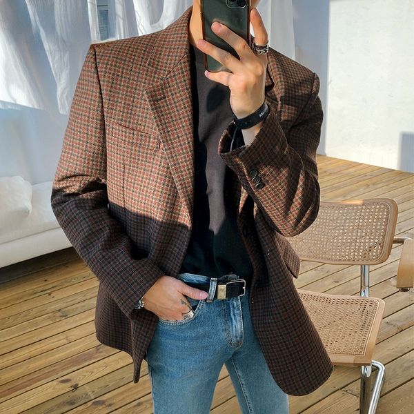 2021 spring autumn thickened plaid pattern suit coat men's korean fashion woolen coat vintage blazers for male new 9y4758, White;black
2021 spring autumn thickened plaid pattern suit coat men's korean fashion woolen coat vintage blazers for male new 9y4758, White;black