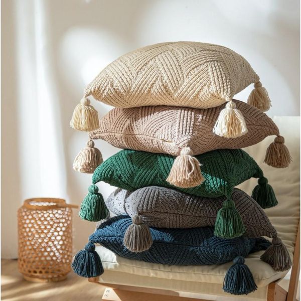 decorative chenille knitted cushion cover beige grey navy pillow tassels room home living 45x45cm sofa pillowcase with bed cushion/decorativ
decorative chenille knitted cushion cover beige grey navy pillow tassels room home living 45x45cm sofa pillowcase with bed cushion/decorativ