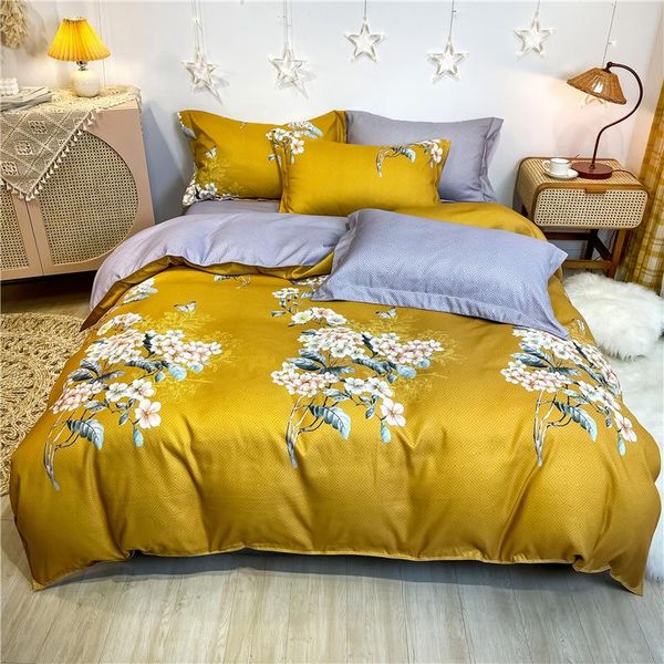 bedding sets smooth & soft microfiber king, twin, full size, set 4 in 1,1 duvet cover ,2 pillow shams and 1 bed sheet
bedding sets smooth & soft microfiber king, twin, full size, set 4 in 1,1 duvet cover ,2 pillow shams and 1 bed sheet
