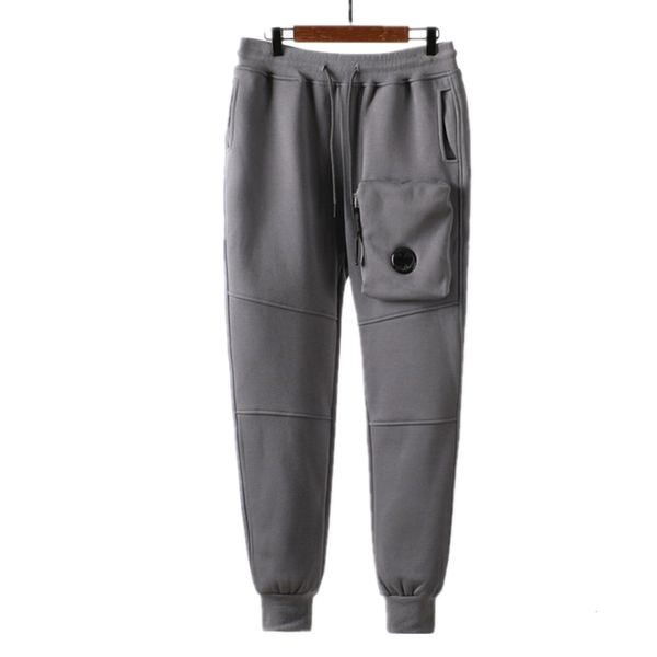 

2021FW Autumn and winter Men's Pants Versatile Leisure trousers Street outdoor Plush Tooling Sweatpants Embroidered Badge European American trends, Gray