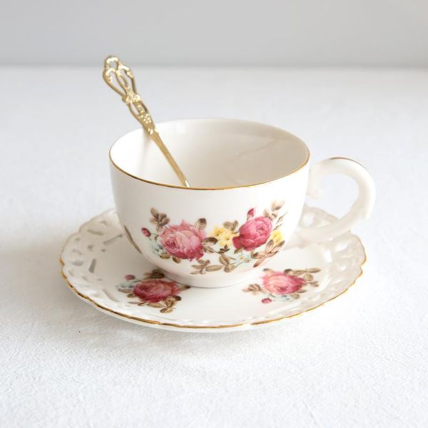 cups & saucers european ceramic tea cup coffee rose afternoon and saucer set hollow out tableware kahve fincan takimlari ef50bd
cups & saucers european ceramic tea cup coffee rose afternoon and saucer set hollow out tableware kahve fincan takimlari ef50bd