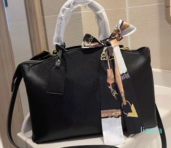 letter printing luxury designers lady shoulder bags wallets handbags leather crocodile silk scarf bucket bag shopping women plain floral, Red;black
letter printing luxury designers lady shoulder bags wallets handbags leather crocodile silk scarf bucket bag shopping women plain floral, Red;black