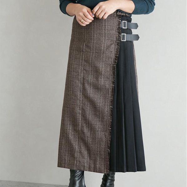 autumn and winter pleated skirt retro fashion yuppie stitching contrast color straight plaid for women skirts, Black
autumn and winter pleated skirt retro fashion yuppie stitching contrast color straight plaid for women skirts, Black