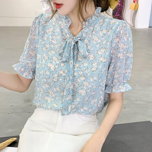 women's blouses & shirts floral summer puff sleeve women blouse chic lace-up v neck ladies fashion ruffle printed female shirt, White
women's blouses & shirts floral summer puff sleeve women blouse chic lace-up v neck ladies fashion ruffle printed female shirt, White