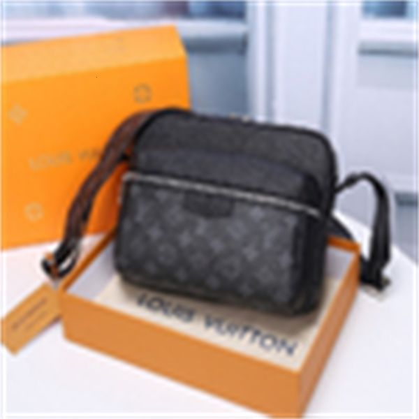 handles brand handbags designer bags luxury bags m30223 classic totes old iconic flower stitching shoulder messenger bag cross men body bag, Red;black
handles brand handbags designer bags luxury bags m30223 classic totes old iconic flower stitching shoulder messenger bag cross men body bag, Red;black