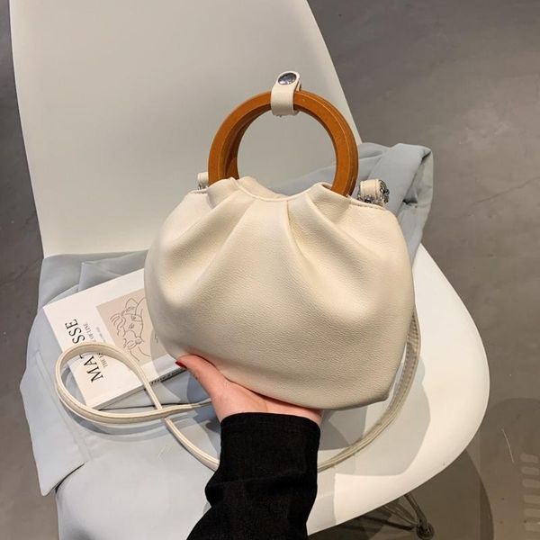 evening bags folding clouds bag 2021 wave korean version of shoulder messenger female summer ins simple fashion handbag
evening bags folding clouds bag 2021 wave korean version of shoulder messenger female summer ins simple fashion handbag