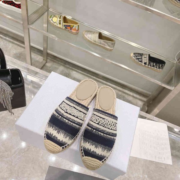 slippers 21ss old flower embroidery straw fisherman shoes baotou half slippers lazy pedal zxjd, Black
slippers 21ss old flower embroidery straw fisherman shoes baotou half slippers lazy pedal zxjd, Black