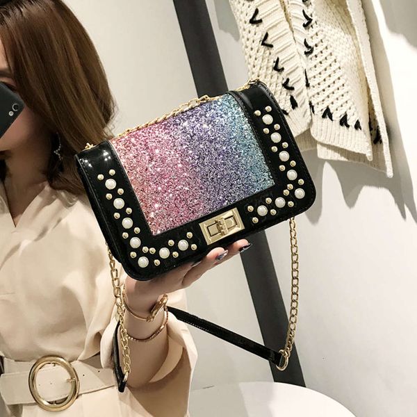 2021 fashion luxury ladies small square bag designer series classic high-quality one-shoulder menger women's handbag
2021 fashion luxury ladies small square bag designer series classic high-quality one-shoulder menger women's handbag