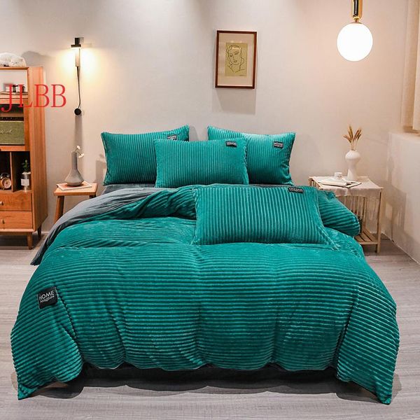 bedding sets fitted sheet magic fleece set 3or 4pcs/set stripe bed home duvet cover flat pillowcase 2021 warm linen
bedding sets fitted sheet magic fleece set 3or 4pcs/set stripe bed home duvet cover flat pillowcase 2021 warm linen