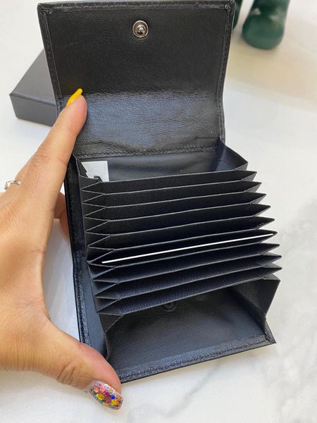wallet card holders 2021 autumn fashion women and men high-quality solid sheepskin knitting goodad purse 6114 coin-purse credit-card, Brown;gray
wallet card holders 2021 autumn fashion women and men high-quality solid sheepskin knitting goodad purse 6114 coin-purse credit-card, Brown;gray