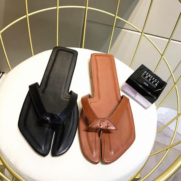 casual shoes woman for the beach slippers solid sliders women's summer 2021 fashion flip flops, Black
casual shoes woman for the beach slippers solid sliders women's summer 2021 fashion flip flops, Black