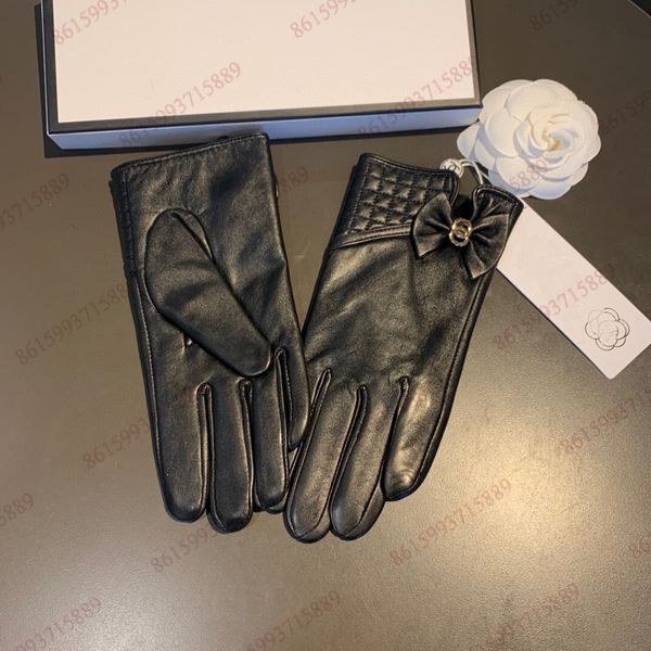 women gloves five fingers mittens female touch screen butterfly warm sheep skin glove, Blue;gray
women gloves five fingers mittens female touch screen butterfly warm sheep skin glove, Blue;gray