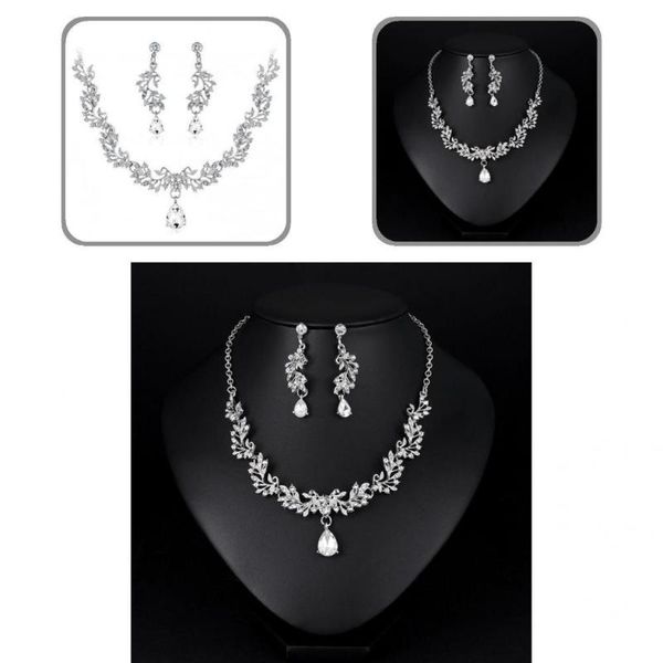 Earrings & Necklace 1 Set Stylish Lightweight Extension Chain Oval-shaped Pendant Dress Up Bridal, Silver
Earrings & Necklace 1 Set Stylish Lightweight Extension Chain Oval-shaped Pendant Dress Up Bridal, Silver