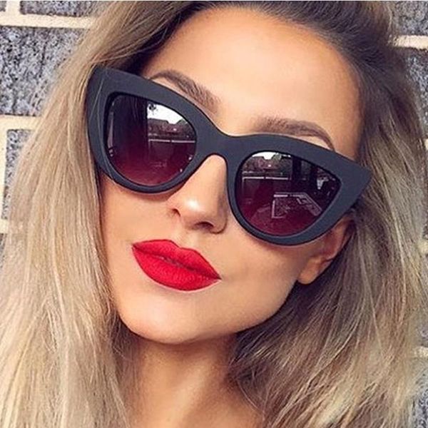 sunglasses 2021 cat eye women small vintage brand designer sun glasses for female retro sunglass uv400, White;black
sunglasses 2021 cat eye women small vintage brand designer sun glasses for female retro sunglass uv400, White;black