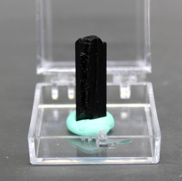decorative objects & figurines 100% natural mozambique black tourmaline mineral crystal specimens stones and crystals quartz healing box siz
decorative objects & figurines 100% natural mozambique black tourmaline mineral crystal specimens stones and crystals quartz healing box siz