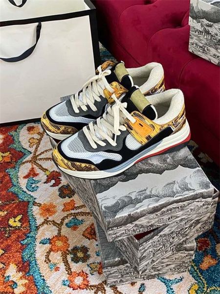 2021 fashion designer luxuries men women reflective casual shoes woman sport shoe party velvet calfskin mixed fiber couples, Black;red
2021 fashion designer luxuries men women reflective casual shoes woman sport shoe party velvet calfskin mixed fiber couples, Black;red