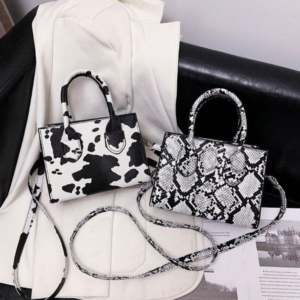 duffel bags fashion animal snake cow printed crossbody handbags totes women casual pu leather portable handle travel shoulder messenger
duffel bags fashion animal snake cow printed crossbody handbags totes women casual pu leather portable handle travel shoulder messenger