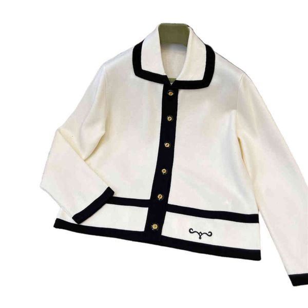 2022 designer women's jackets knitted jacket classic vintage elegant style sweater embroidery and beautiful buttons cardigan coats ,top, Black;brown
2022 designer women's jackets knitted jacket classic vintage elegant style sweater embroidery and beautiful buttons cardigan coats ,top, Black;brown