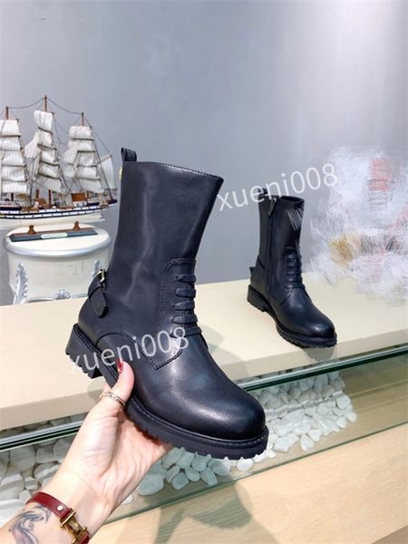 2021 ankle boots lace up leather 35-41 non slip women's motorcycle boot fashion platform women shoe new autumn spring plus rx211116, Black
2021 ankle boots lace up leather 35-41 non slip women's motorcycle boot fashion platform women shoe new autumn spring plus rx211116, Black