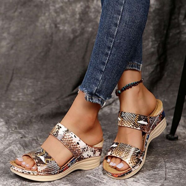 large summer leisure round head leopard snake high heeled women's slope heel slippers, Black
large summer leisure round head leopard snake high heeled women's slope heel slippers, Black
